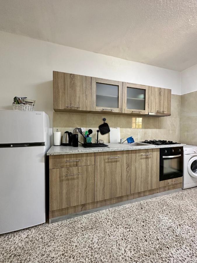 Arya Seaview Apartment In The Heart Of Coral Bay (Adults Only) Eksteriør billede