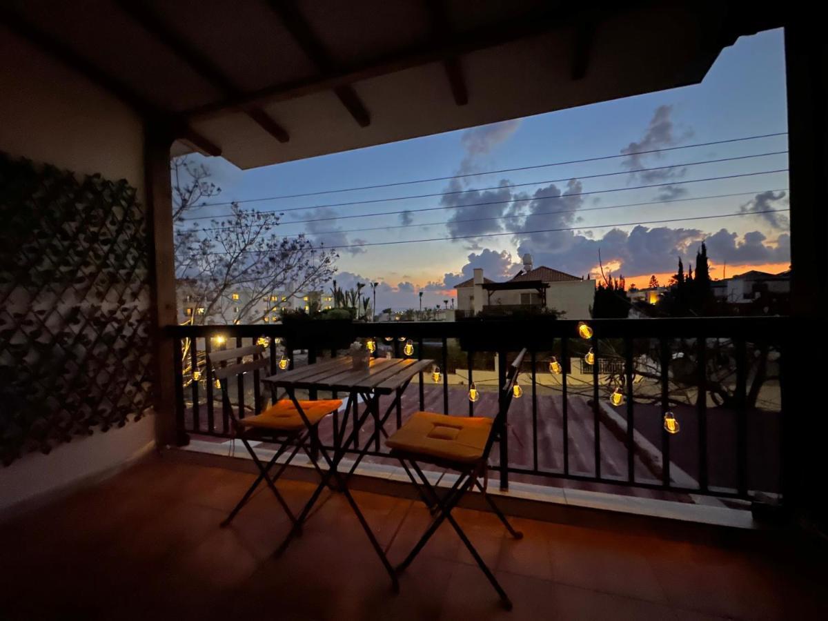 Arya Seaview Apartment In The Heart Of Coral Bay (Adults Only) Eksteriør billede